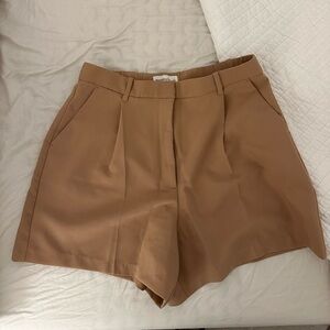Abercrombie A&F Tailored Short, Large, Light Brown/Tan